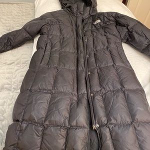 Women’s North Face Parka, Nylon, Down Insulation